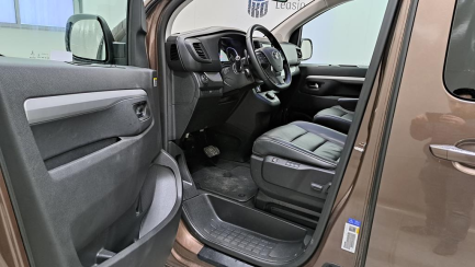 Zdjęcie przedmiotu: Toyota ProAce Verso 2.0 CRD E6.3 3.1t Long VIP Aut.