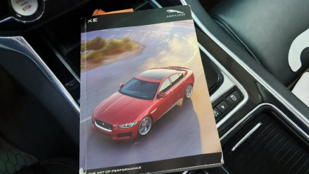 Zdjęcie przedmiotu: Jaguar Xe 2.0 D AWD Prestige aut