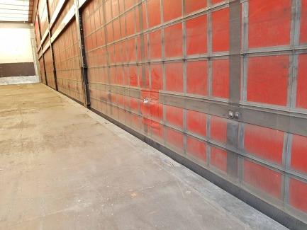 Zdjęcie przedmiotu: SCHMITZ CARGOBULL SCB*S3T Curtain semitrailer