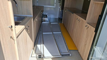 Zdjęcie przedmiotu: PRZYCZEPA GASTRONOMICZNA ZP TRAILERS ZP352