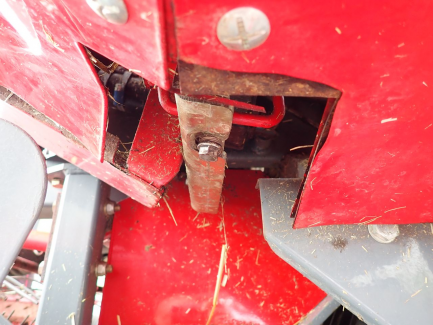 Zdjęcie przedmiotu: UNIA-FAMAROL DF 1.8 V round baler