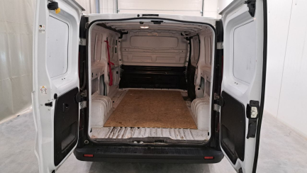 Zdjęcie przedmiotu: Renault Trafic 2.0 Blue dCi E6 3.1t L2H1 Extra (1200)