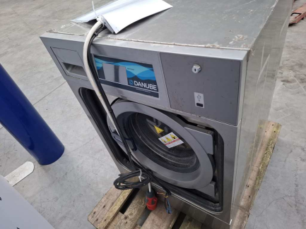 Zdjęcie przedmiotu: Pralnico-wirówka DANUBE WPR-10ET2