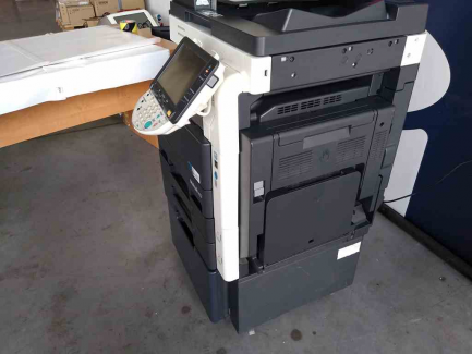 Zdjęcie przedmiotu: Konica Minolta BizHub 423