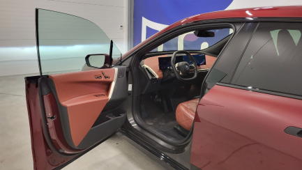 Zdjęcie przedmiotu: BMW iX xDrive40 76.6kWh