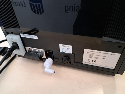 Zdjęcie przedmiotu: Ekspres ciśnieniowy do kawy FRESCO X580C + Lodówka MILK COOLER C5