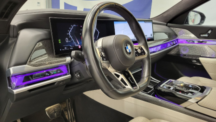Zdjęcie przedmiotu: BMW 740d xDrive mHEV M Sport sport
