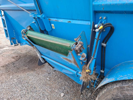 Zdjęcie przedmiotu: W&oacute;z paszowy EUROMILK PUMA 17HD 