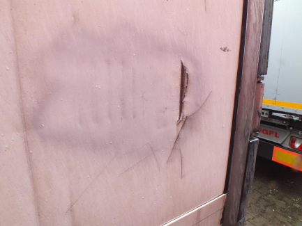 Zdjęcie przedmiotu: Naczepa chłodnia KRONE SD