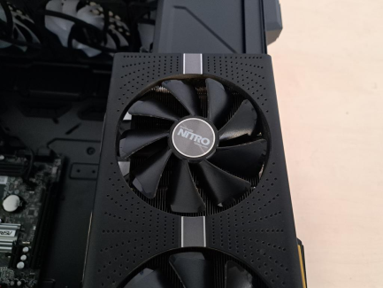 Zdjęcie przedmiotu: ASUS Desktop Computer