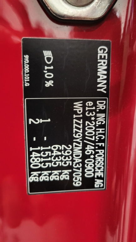 Zdjęcie przedmiotu: Porsche Cayenne Turbo Błędny wpis mocy i pojemności silnika w DR