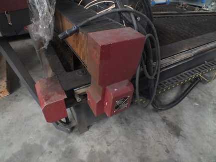 Zdjęcie przedmiotu: PLOTER PLAZMOWY SERON SK 1530