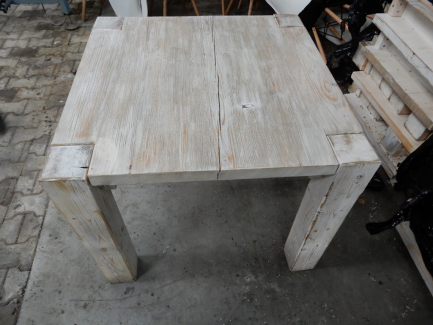 Zdjęcie przedmiotu: Stoły i krzesła barowe