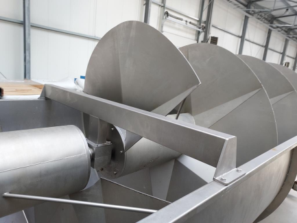 Zdjęcie przedmiotu: UNIMASZ SCH-2100/10 screw cooler - 2 pcs.