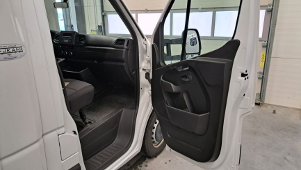 Zdjęcie przedmiotu: RENAULT/IZOTERMY Master FWD 2.3 dCi E6 3.5t L3H1 Pack Clim S&S+E
