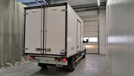 Zdjęcie przedmiotu: MERCEDES-BENZ/IGLOPOL SPRINTER E6 3.5t