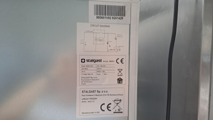 Zdjęcie przedmiotu: Zestaw sprzętu gastronomicznego (2x szafa chlodnicza, szafa mroźnicza)