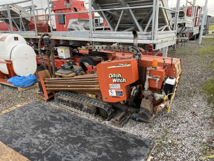 Zdjęcie przedmiotu: Ditch Witch JT520 horizontal drilling rig with the FT5 blasting system