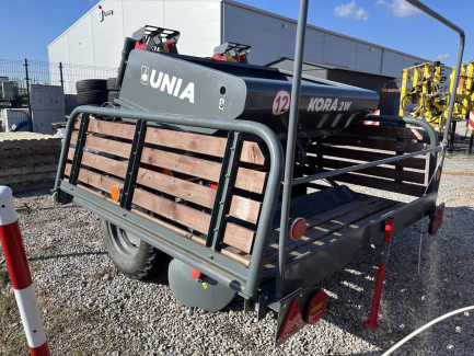 Zdjęcie przedmiotu: Dwurzędowa sadzarka do ziemniak&oacute;w UNIA KORA 2W