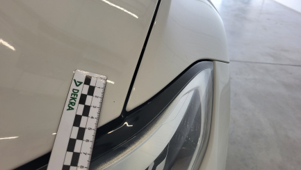 Zdjęcie przedmiotu: BMW 318i Sport Line aut