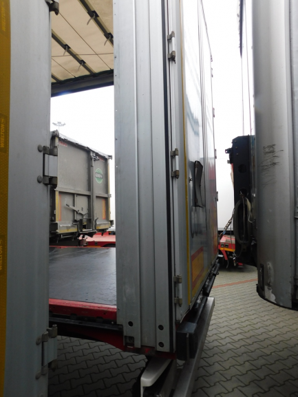 Zdjęcie przedmiotu: WIELTON NS-3 NS3K curtain semi-trailer