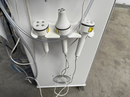 Zdjęcie przedmiotu: Venus-Beauty Tower 2 cosmetic harvester