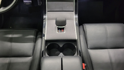 Zdjęcie przedmiotu: RANGE ROVER VELAR 3.0 D300 mHEV Dynamic HSE