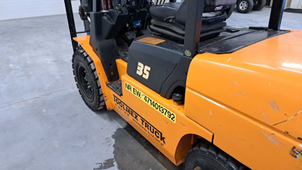 Zdjęcie przedmiotu: Hangcha CPCD35N-RW56B Forklift
