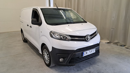 Zdjęcie przedmiotu: Toyota PROACE 2.0 CRD E6.3 3.1t Medium Active Aut.
