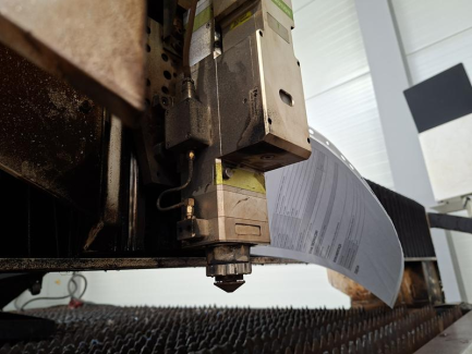 Zdjęcie przedmiotu: Wycinarka laserowa światłowodowa CORMAK LF3015EP4