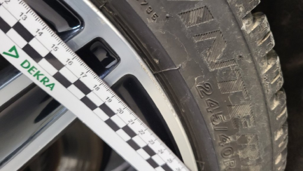 Zdjęcie przedmiotu: Mercedes-benz C 180 9G-TRONIC Coupe