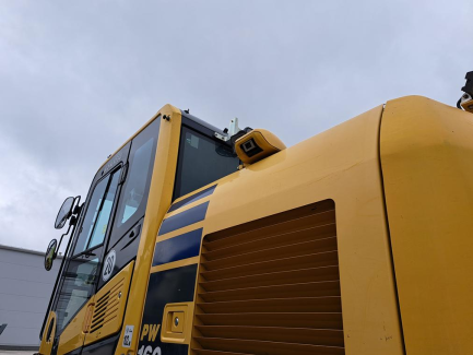 Zdjęcie przedmiotu: KOMATSU PW160-11 wheeled excavator