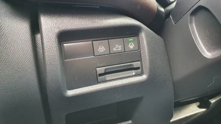 Zdjęcie przedmiotu: Citroen C5 Aircross 1.6 PureTech Shine EAT8