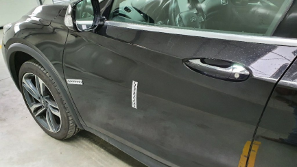 Zdjęcie przedmiotu: Infiniti QX30 16-20, 2.0t Luxe Tech AWD 7DCT