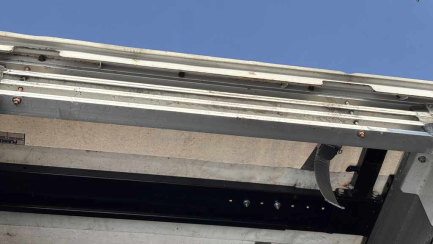 Zdjęcie przedmiotu: KASSBOHRER MEGA Skrzyniowa