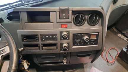 Zdjęcie przedmiotu: Renault T 480 E6 18.0t