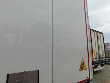 Zdjęcie przedmiotu: KRONE SD Curtain semitrailer