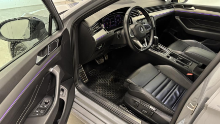 Zdjęcie przedmiotu: Volkswagen Passat Variant 2.0 TDI 4Mot. R-Line Edition DSG