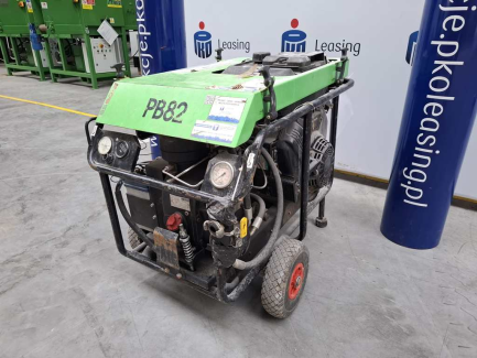 Zdjęcie przedmiotu: Atmos PB82 screw compressor equipped with an aftercooler with water separator