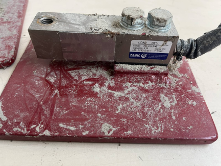 Zdjęcie przedmiotu: Elektroniczny system wagowy do mieszalnik&oacute;w pasz ZUPTOR PRO 