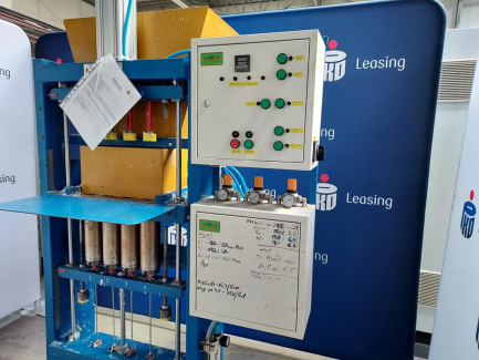 Zdjęcie przedmiotu: Pneumatic press for HEGAM PP-200 candle inserts