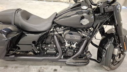 Zdjęcie przedmiotu: Harley Davidson Road King Special