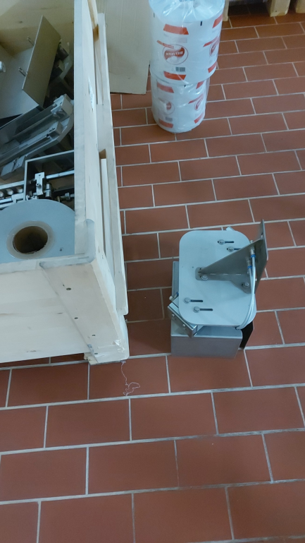 Zdjęcie przedmiotu: Automatic machine for packing butter into TREPKO 822 cubes and collective packing cubes into boxes TREPKO 710