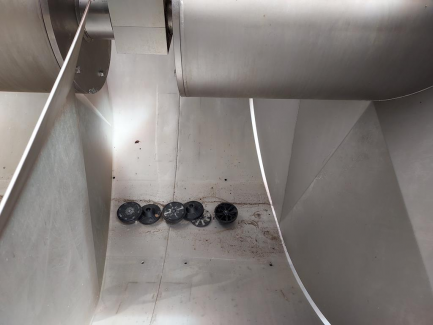 Zdjęcie przedmiotu: UNIMASZ SCH-2100/10 screw cooler - 2 pcs.