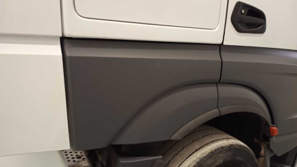Zdjęcie przedmiotu: Mercedes-Benz Actros 1845 LS E6 18.0t Tampering with the odometer reading