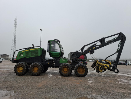 Zdjęcie przedmiotu: Комбайн JOHN DEERE 1270G