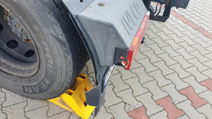 Zdjęcie przedmiotu: Iveco AS440T/P 4x2 Hi-Way