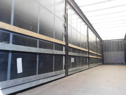 Zdjęcie przedmiotu: KRONE SD Curtain semitrailer