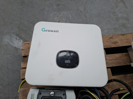 Zdjęcie przedmiotu: ELEMENTY INSTALACJI FOTOWOLTAICZNEJ O MOCY 26,32 kWp