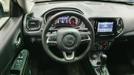 Zdjęcie przedmiotu: Jeep Compass SUV